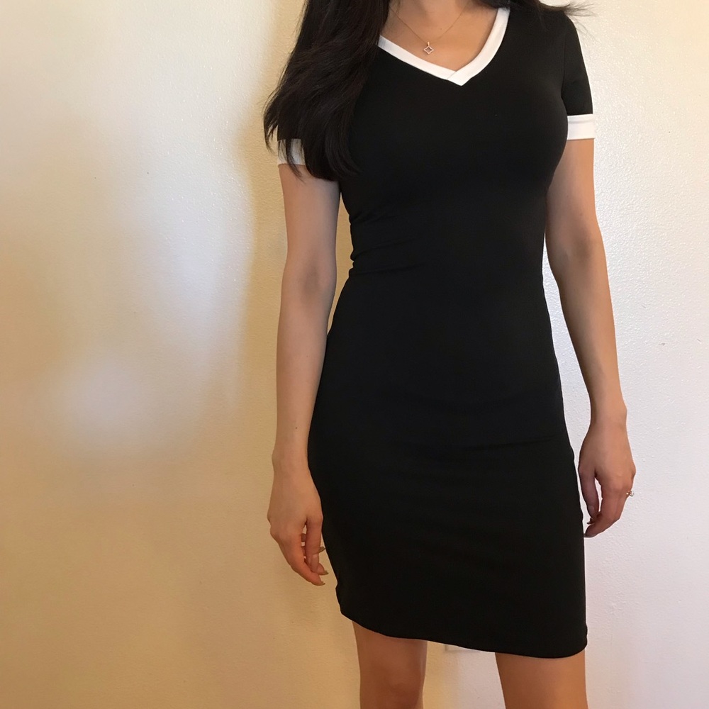 Black and White Tee Shirt Mini Dress - Picture 1 of 8